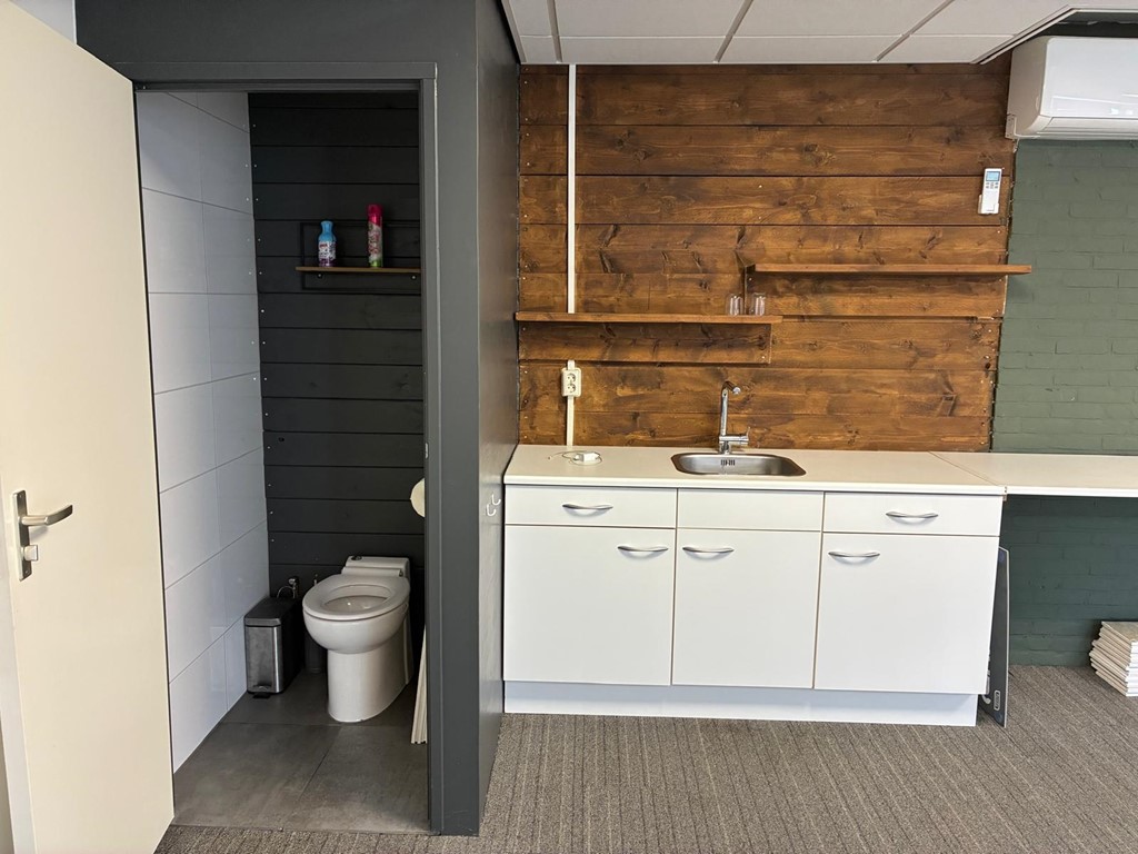 WhatsApp Image 2026-02-04 at 17.14.35 (8).jpeg